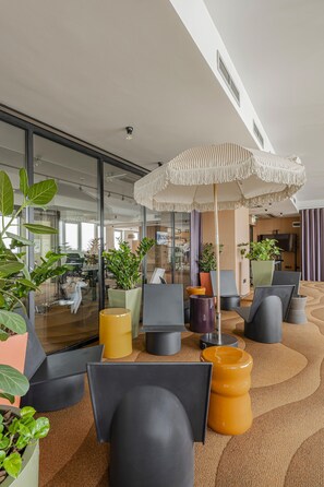 Business centre - WorkNomads LAB Hotel-Coliving & Coworking (Sofia)