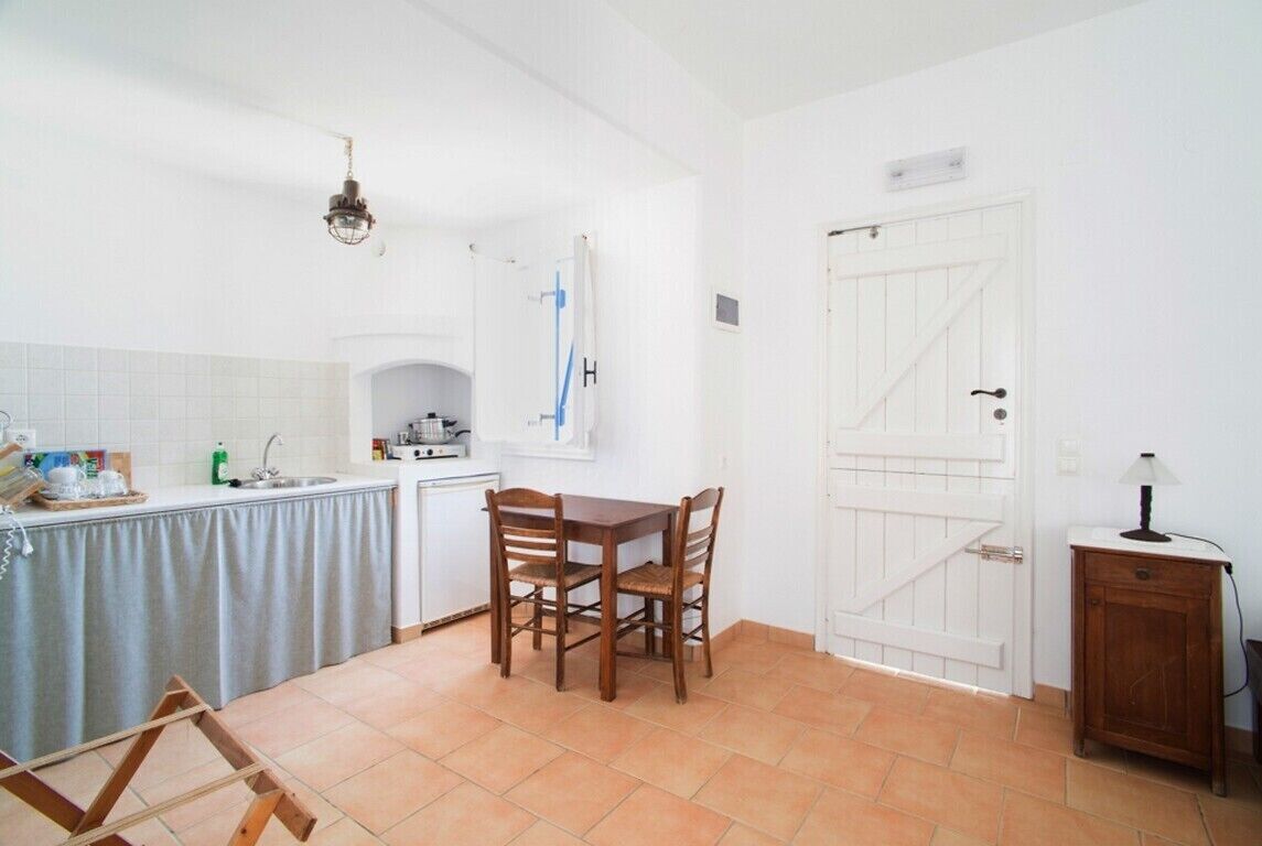 Studio, Oceanfront | Private kitchen