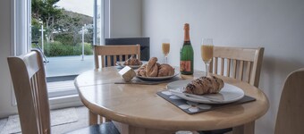 Sea Breeze Apt 2 - 2 Bed - Horton Beach