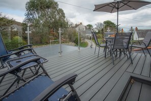 Terrace/patio - Sea Breeze Apt 2 - 2 Bed - Horton Beach (Swansea)