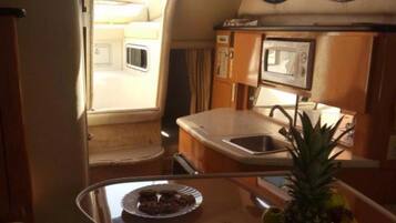 Yacht Miss SIMONA | Living room
