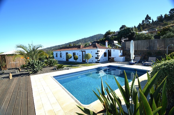 Piscina a l'aire lliure