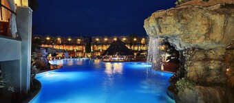 Ilio Mare Beach Hotel