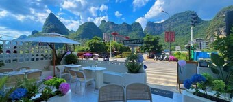Yangshuo Xitian Yueshan Hotel (Eternal Love)