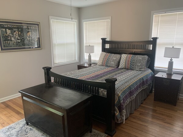 2 Schlafzimmer, Bügeleisen/Bügelbrett, WLAN, Bettwäsche