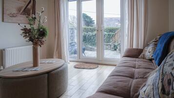 Departamento estándar | Vista al jardín