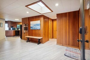 Interior - Pacific Knoll - Oceanfront! (Arch Cape)