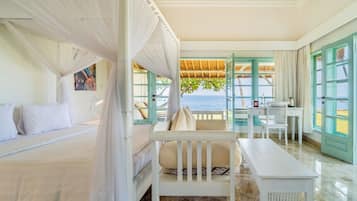 In-room safe, blackout curtains, soundproofing, iron/ironing board
