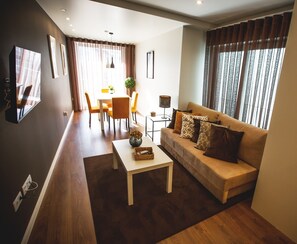 Fernseher, Netflix, Streaming-Dienste