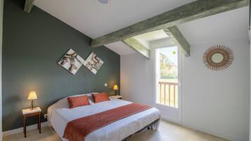 7 chambres, fer et planche à repasser, Wi-Fi gratuit, draps fournis