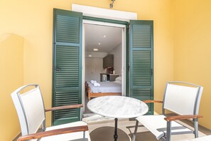 Dining - Apartment 'Katerina Pool Studio No6' with Mountain View, Wi-Fi and Air Conditioning (Corfu)