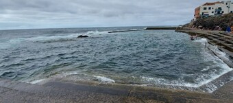 Vacation Home 'Chalet Vacacional El Agujero' with Sea View, Private Pool and Wi-Fi