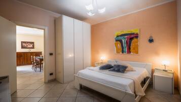 3 camere, ferro/asse da stiro, Wi-Fi, lenzuola