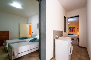 3 chambres, fer et planche Ă repasser, Wi-Fi, draps fournis