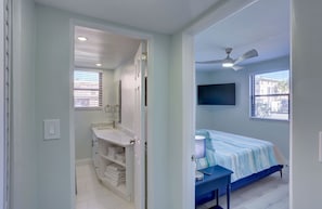 2 Schlafzimmer, Reisekinderbett, WLAN, Bettwäsche