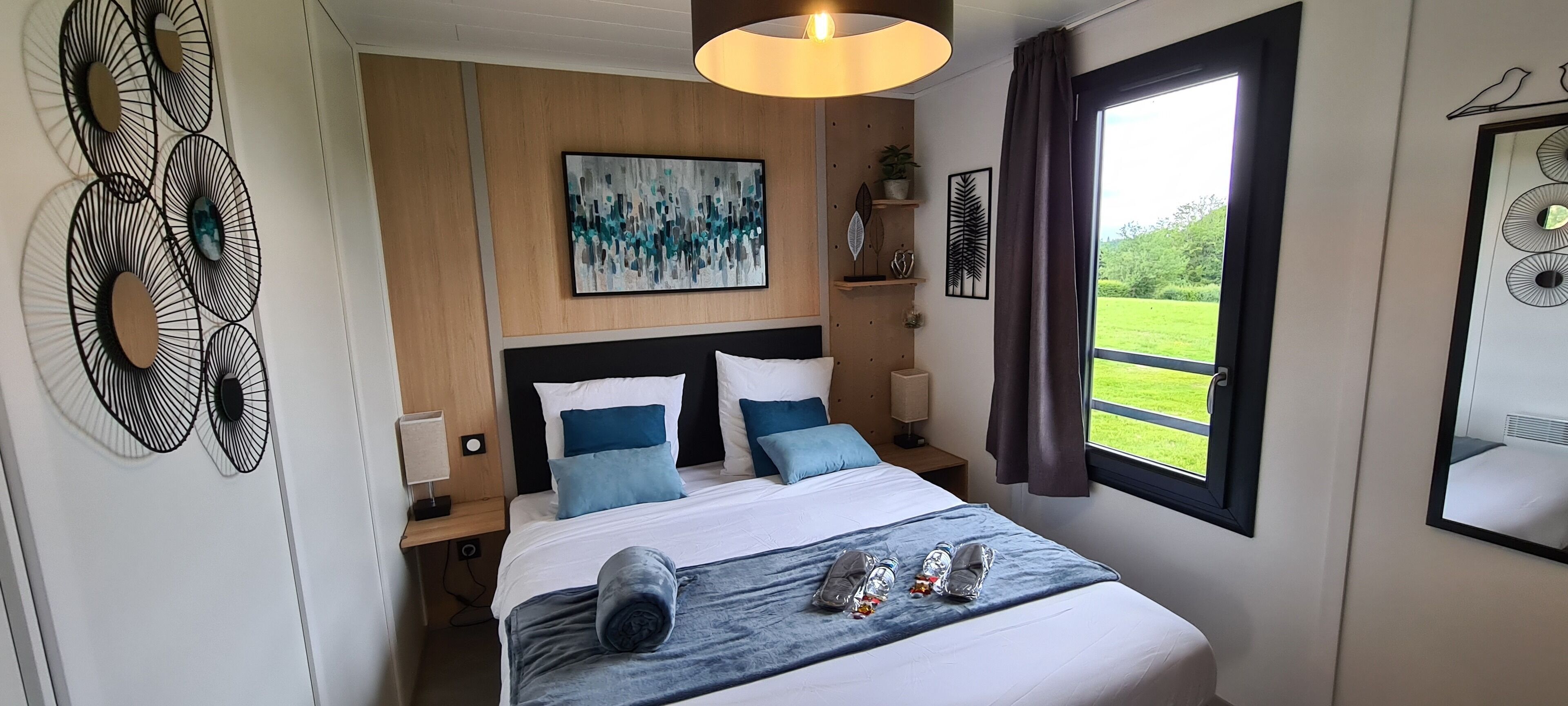 Minibar, tende oscuranti, insonorizzazione, culla da viaggio