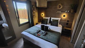 Premium Cottage | 2 bedrooms, minibar, blackout drapes, soundproofing