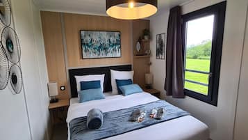 Minibar, rideaux occultants, chambres insonorisées, lit parapluie