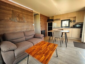 Premium Cottage | Living area