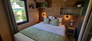 Casa de campo premium | 2 quartos, frigobar, cortinas blackout, quartos à prova de som