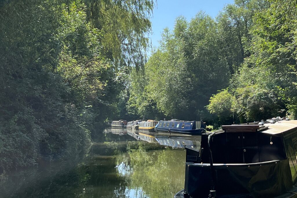 The Oxford Canal in Thrupp, right outside The Dovecote