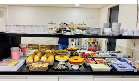 Desayuno buffet incluido todos los días