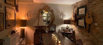 Eclectic Barn · Pergola & Dog-Friendly Garden