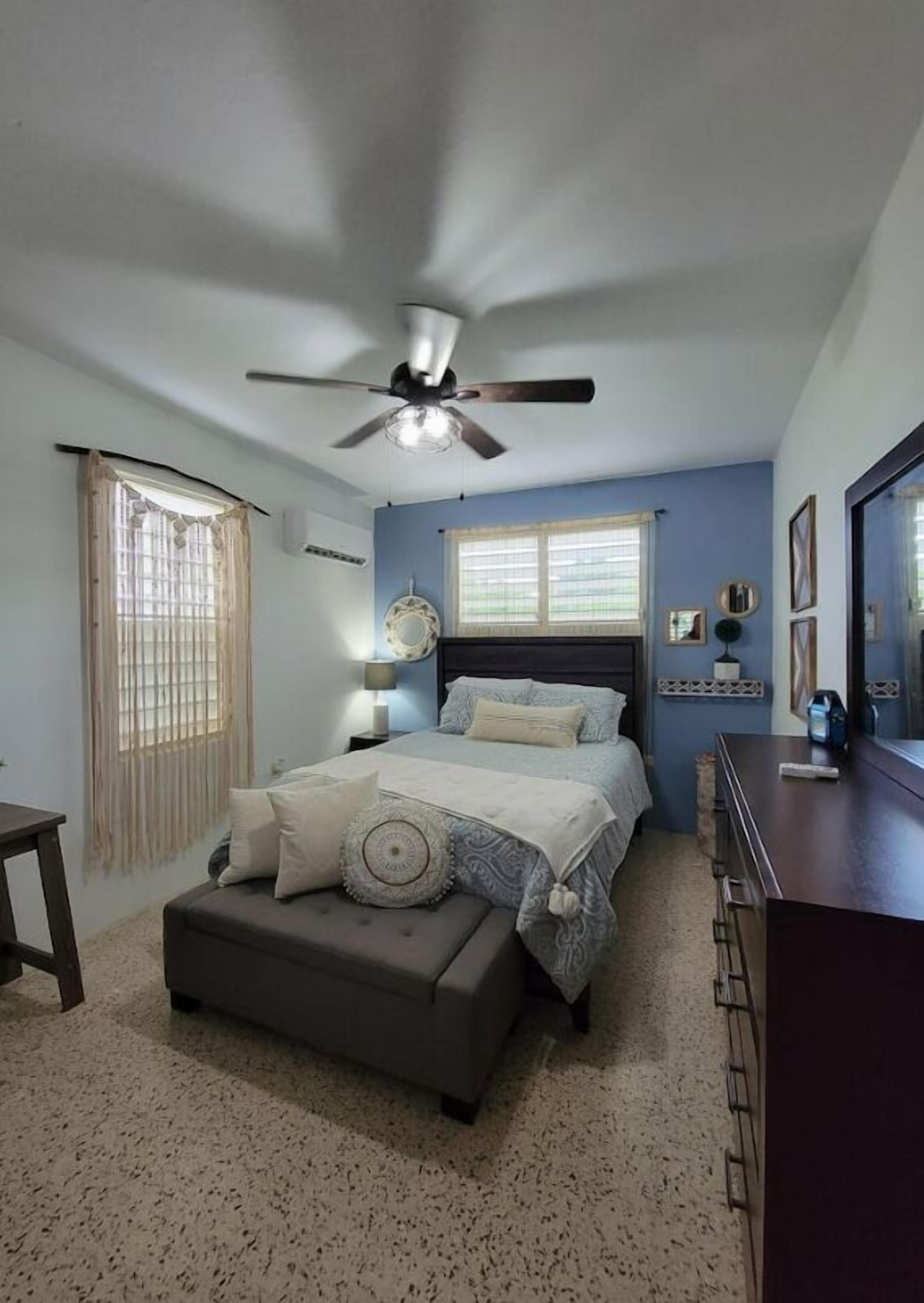 2 bedrooms, desk, iron/ironing board, free WiFi