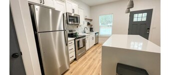Lux Living near Downtown Dothan & Hospitals