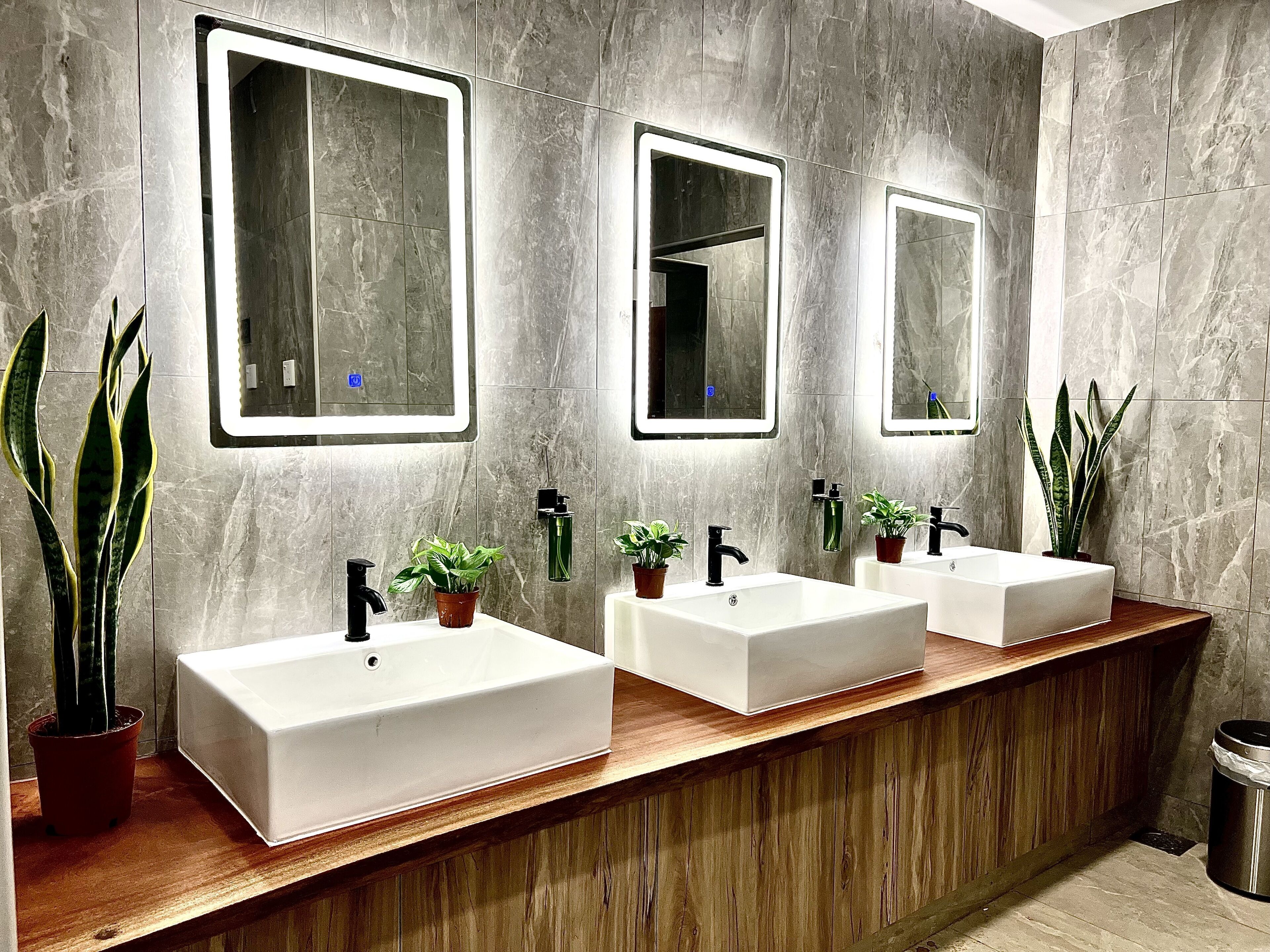 Family Triple Room, Multiple Beds, Shared Bathroom, City View | Bathroom