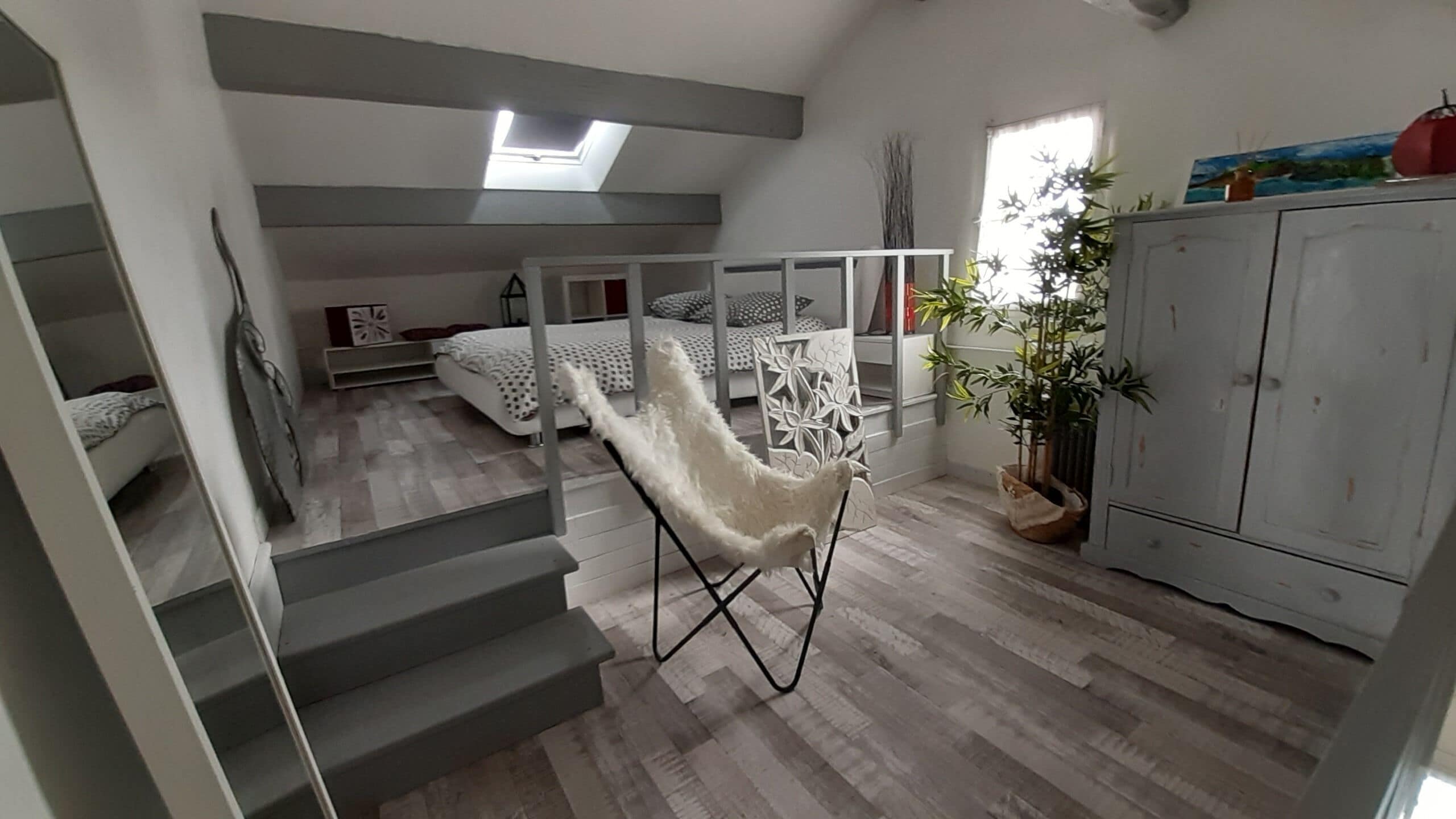 1 quarto, Wi-Fi de cortesia, roupa de cama