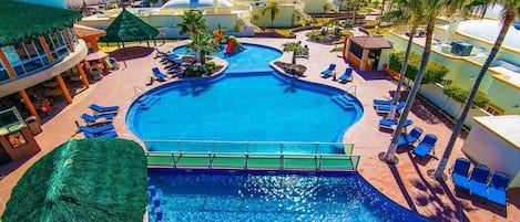 حمّام سباحة خارجي، حمّام سباحة مُدفَّأ