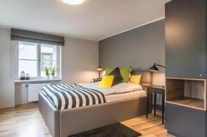 1 Schlafzimmer, Bügeleisen/Bügelbrett, Reisekinderbett, kostenloses WLAN