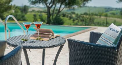 Casa Infinito - 2 Schlafzimmer, Panoramapool, Klimaanlage, WLAN, Marken