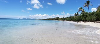 Magnificent family villa with swimming pool! Separate office, ideal for telecommuting.