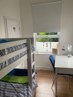 3 Schlafzimmer, Bügeleisen/Bügelbrett, kostenloses WLAN, Bettwäsche