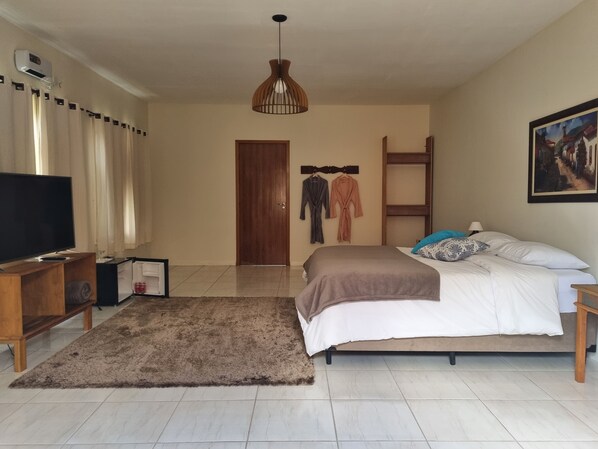 Chambre Double Lune de Miel | Literie de qualité supérieure, surmatelas, minibar