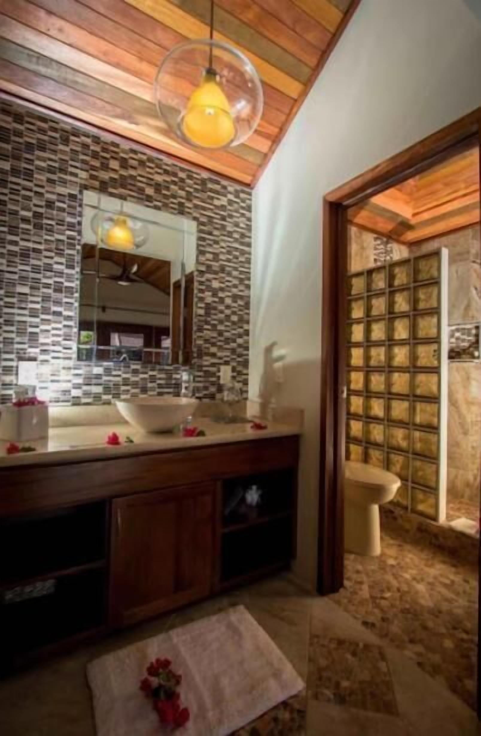 Marbucks Bed and Breakfast