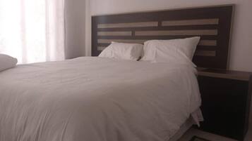 4 bedrooms, WiFi, bed sheets