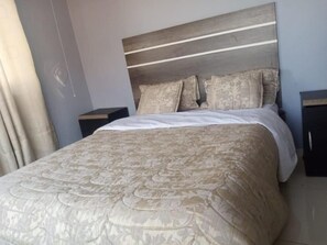1 Schlafzimmer, WLAN, Bettwäsche