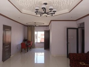 Interior - Walinase Lodge, 4-bedroom houses (Lilongwe, Malawi)