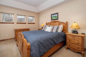 1 chambre, lit parapluie, Wi-Fi, draps fournis