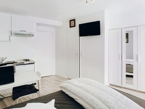 Strygejern/strygebræt, Wi-Fi, sengetøj