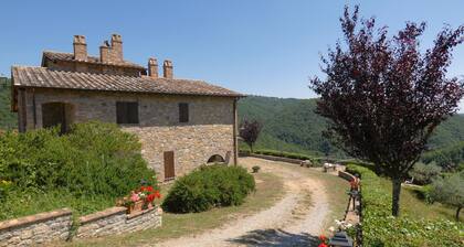 SCAPPO IN UMBRIA, La Vallata