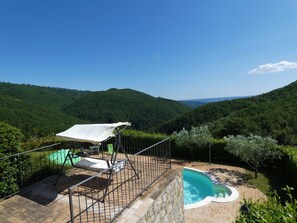 Outdoor spa tub - I escape to Umbria, La Vallata (Cantone)