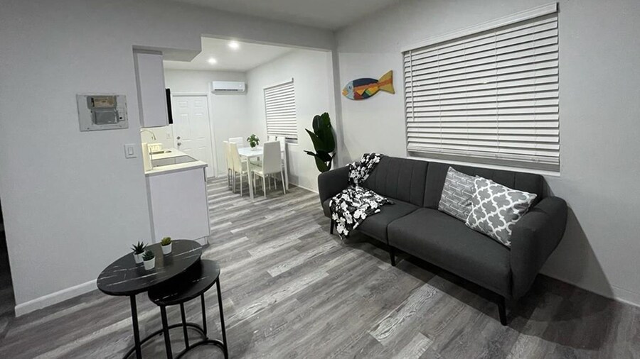 Douglas Rd Apartments
