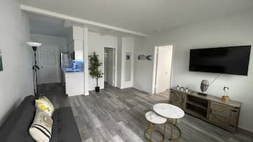 Standard Apartment | 1 bedroom, free WiFi, bed sheets