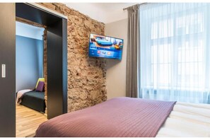 1 bedroom, iron/ironing board, travel crib, free WiFi - Colonel Suites & Apartments  (Riga)