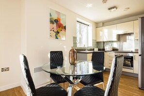 Dining - The Morden Collection (London)