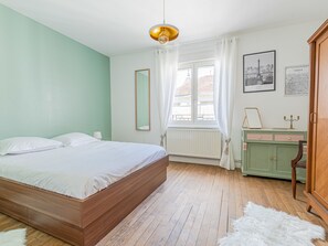 1 soverom, strykejern/-brett, wi-fi og sengetøy